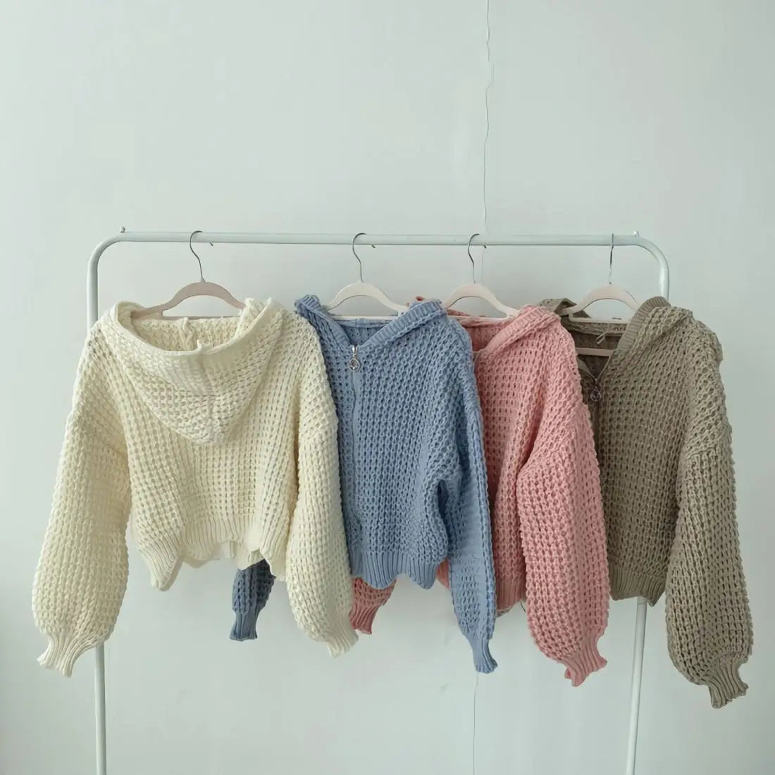 Cardigan à Capuche Tendance - Élégance Décontractée